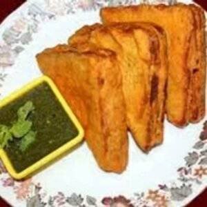 Stuffed Bread Pakoda - 3 pcs