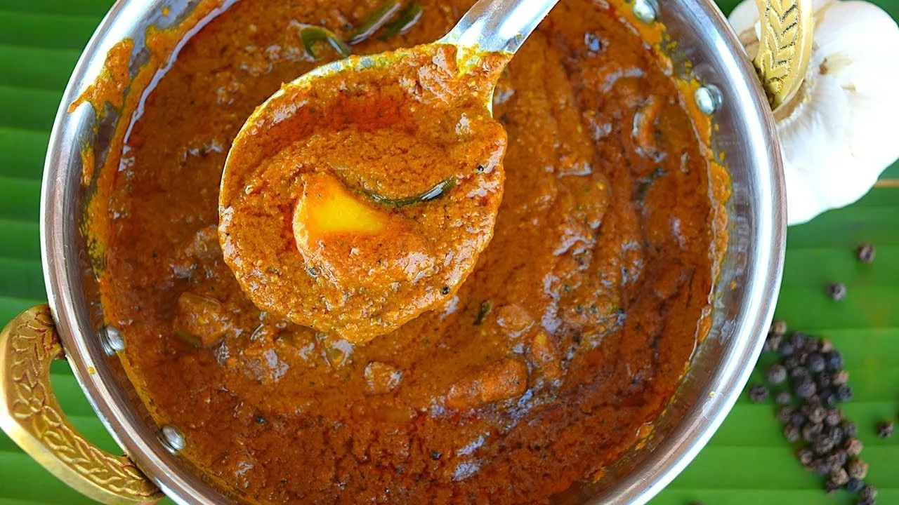 Garlic (poondu) milagu kulambu